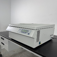 Eppendorf 5810 Centrifuge image 1